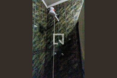 Casa à venda com 187m², 4 quartos e sem vagaBanheiro casa 1