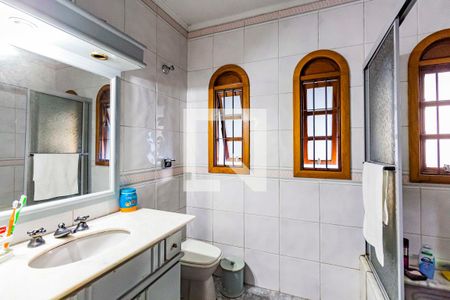 Casa à venda com 187m², 4 quartos e sem vagaBanheiro da Suíte casa 1