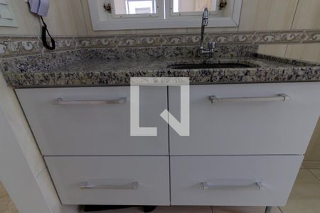 Apartamento para alugar com 70m², 3 quartos e 1 vaga Apartamento para alugar com 70m², 3 quartos e 1 vagaCozinha - Armários