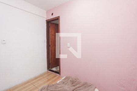 Quarto de apartamento à venda com 3 quartos, 37m² em Jardim Floresta, Porto Alegre