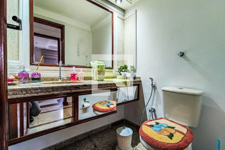 Apartamento à venda com 176m², 4 quartos e 3 vagas Apartamento à venda com 176m², 4 quartos e 3 vagasLavabo