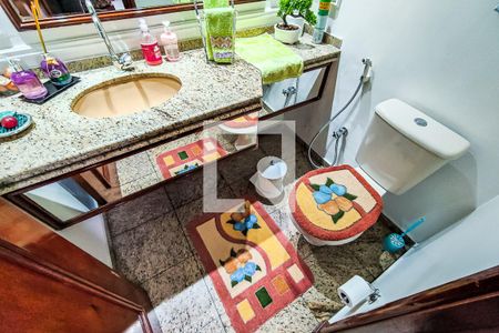 Apartamento à venda com 176m², 4 quartos e 3 vagas Apartamento à venda com 176m², 4 quartos e 3 vagasLavabo