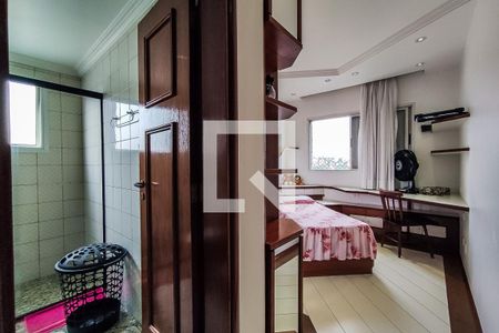 Apartamento à venda com 176m², 4 quartos e 3 vagas Apartamento à venda com 176m², 4 quartos e 3 vagasSuíte 2