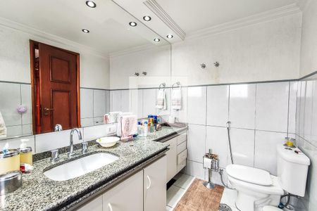 Apartamento à venda com 176m², 4 quartos e 3 vagas Apartamento à venda com 176m², 4 quartos e 3 vagasBanheiro Suíte 1