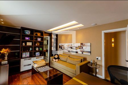 Apartamento à venda com 460m², 4 quartos e 2 vagas Apartamento à venda com 460m², 4 quartos e 2 vagasSuite 2