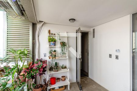 Apartamento para alugar com 74m², 1 quarto e 1 vagaVaranda