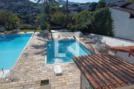 Apartamento à venda com 47m², 2 quartos e 1 vaga Apartamento à venda com 47m², 2 quartos e 1 vagaÁrea comum - Piscina