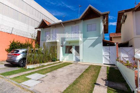 Casa de condomínio para alugar com 85m², 2 quartos e 2 vagasFachada da Casa