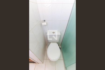 Casa de condomínio para alugar com 85m², 2 quartos e 2 vagasBanheiro