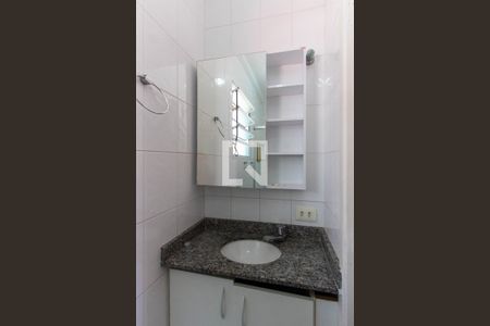 Casa de condomínio para alugar com 85m², 2 quartos e 2 vagasBanheiro