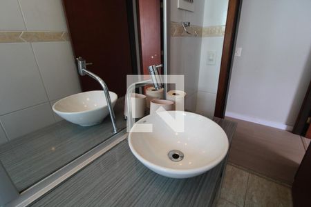 Casa à venda com 158m², 3 quartos e 2 vagasPia do banheiro