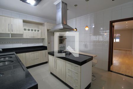 Casa à venda com 158m², 3 quartos e 2 vagasCozinha
