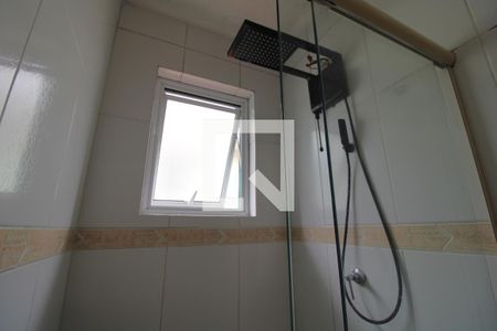 Casa à venda com 158m², 3 quartos e 2 vagasChuveiro banheiro da suíte