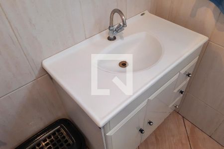 Casa à venda com 341m², 4 quartos e 2 vagasBanheiro Social