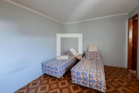 Casa à venda com 341m², 4 quartos e 2 vagasSuíte 3