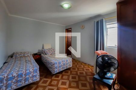 Casa à venda com 341m², 4 quartos e 2 vagasSuíte 3