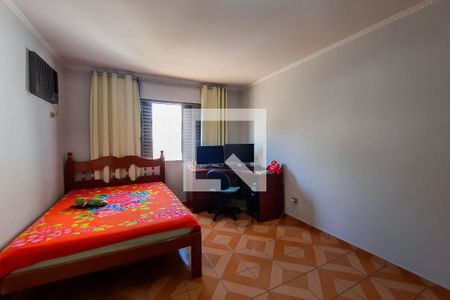 Casa à venda com 341m², 4 quartos e 2 vagasSuíte 2