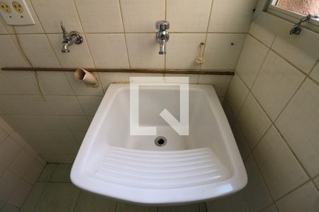 Apartamento para alugar com 52m², 3 quartos e 1 vagaÁrea de Serviço
