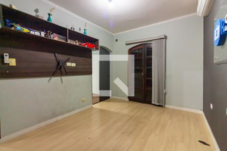 Casa para alugar com 240m², 4 quartos e 2 vagasSuíte