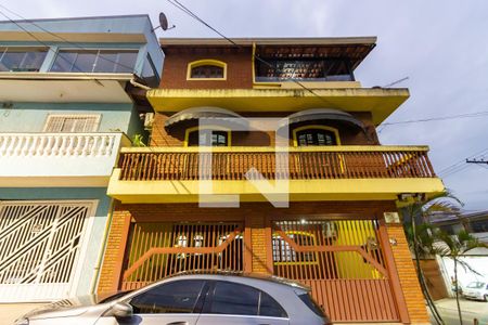 Casa para alugar com 240m², 4 quartos e 2 vagasFachada