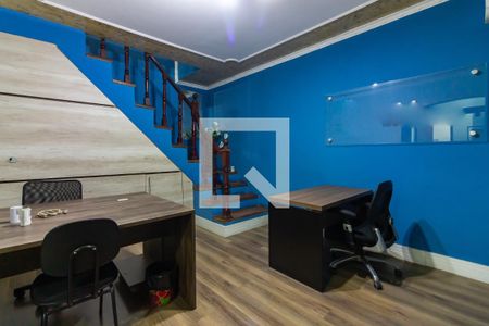 Sala de casa para alugar com 4 quartos, 240m² em Jardim Roberto, Osasco