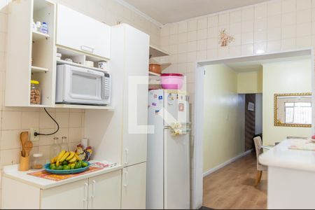 Casa à venda com 155m², 3 quartos e 2 vagas Casa à venda com 155m², 3 quartos e 2 vagasCozinha