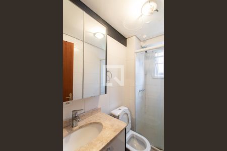 Banheiro de apartamento para alugar com 1 quarto, 43m² em Jardim Botânico, Porto Alegre