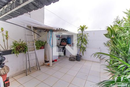 Casa à venda com 150m², 3 quartos e 2 vagas Casa à venda com 150m², 3 quartos e 2 vagasÁrea de Serviço