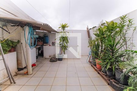 Casa à venda com 150m², 3 quartos e 2 vagas Casa à venda com 150m², 3 quartos e 2 vagasÁrea de Serviço