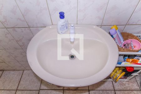 Casa à venda com 150m², 3 quartos e 2 vagas Casa à venda com 150m², 3 quartos e 2 vagasCasa 2 Banheiro