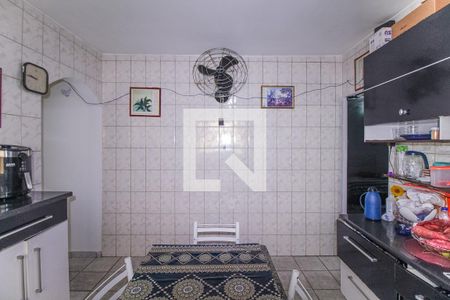 Casa à venda com 150m², 3 quartos e 2 vagas Casa à venda com 150m², 3 quartos e 2 vagasCasa 2 Cozinha