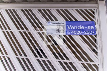 Casa à venda com 150m², 3 quartos e 2 vagas Casa à venda com 150m², 3 quartos e 2 vagasPlaquinha