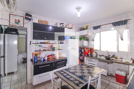 Casa à venda com 150m², 3 quartos e 2 vagas Casa à venda com 150m², 3 quartos e 2 vagasCasa 2 Cozinha