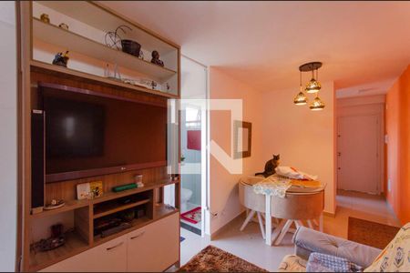 Sala de apartamento à venda com 2 quartos, 50m² em Vila Guilhermina, São Paulo