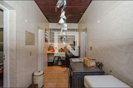 Casa à venda com 248m², 4 quartos e 4 vagasÁrea de Serviço