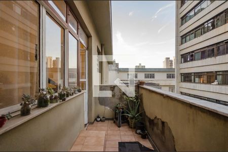 Casa à venda com 248m², 4 quartos e 4 vagasVaranda da Sala 2