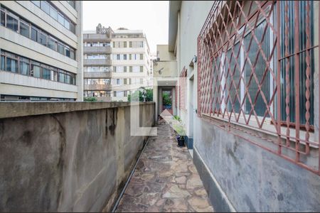 Casa à venda com 248m², 4 quartos e 4 vagasQuintal