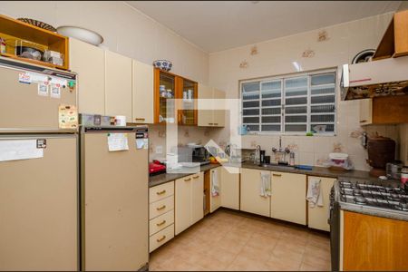 Casa à venda com 248m², 4 quartos e 4 vagasCozinha