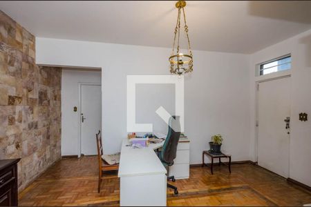 Casa à venda com 248m², 4 quartos e 4 vagasSala piso inferior