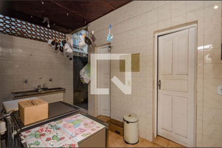 Casa à venda com 248m², 4 quartos e 4 vagasÁrea de Serviço