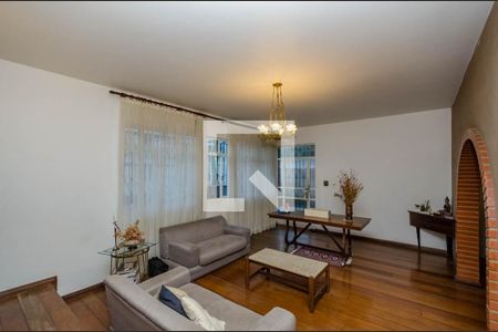 Sala 1 de casa para alugar com 4 quartos, 248m² em Gutierrez, Belo Horizonte