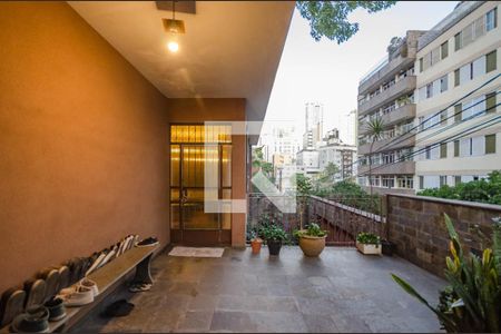 Casa à venda com 248m², 4 quartos e 4 vagasVaranda da Sala 1
