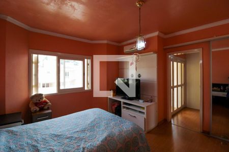 Casa à venda com 310m², 4 quartos e 4 vagas Casa à venda com 310m², 4 quartos e 4 vagasQuarto Suíte