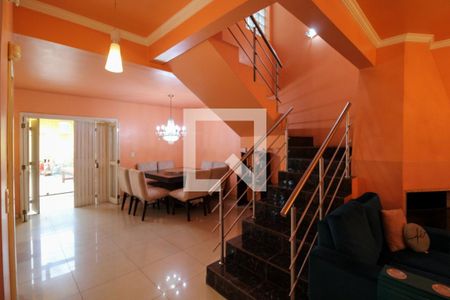 Sala de casa à venda com 4 quartos, 310m² em Marechal Rondon, Canoas