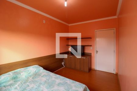 Casa à venda com 310m², 4 quartos e 4 vagas Casa à venda com 310m², 4 quartos e 4 vagasQuarto 1