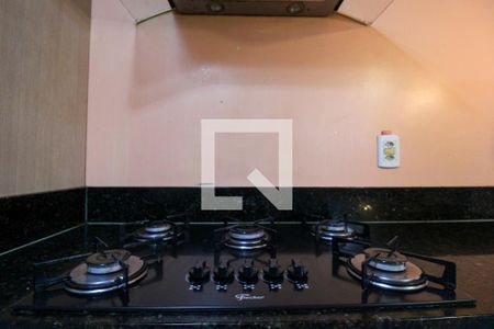 Casa à venda com 310m², 4 quartos e 4 vagas Casa à venda com 310m², 4 quartos e 4 vagasSala/Cozinha