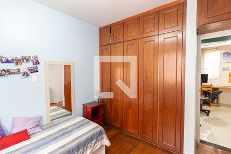 Apartamento à venda com 106m², 3 quartos e 1 vagaQuarto 2
