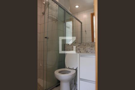 Banheiro de apartamento para alugar com 1 quarto, 33m² em Zona Industrial (guará), Brasília