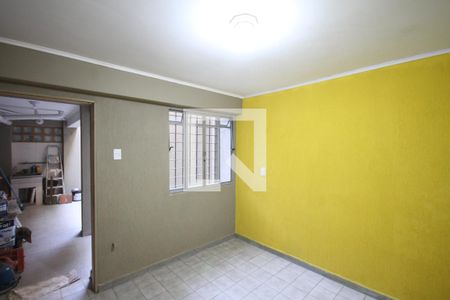 Casa à venda com 110m², 2 quartos e sem vagaQuarto de Serviço