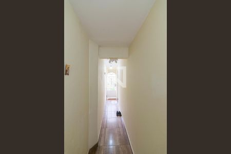 Casa à venda com 180m², 3 quartos e 3 vagasCorredor